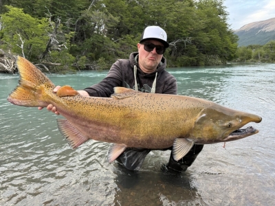 Alla ricerca del Salmone Reale della Patagonia